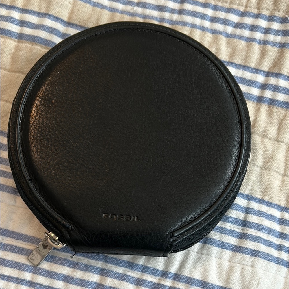 Fossil Black Leather Round Case